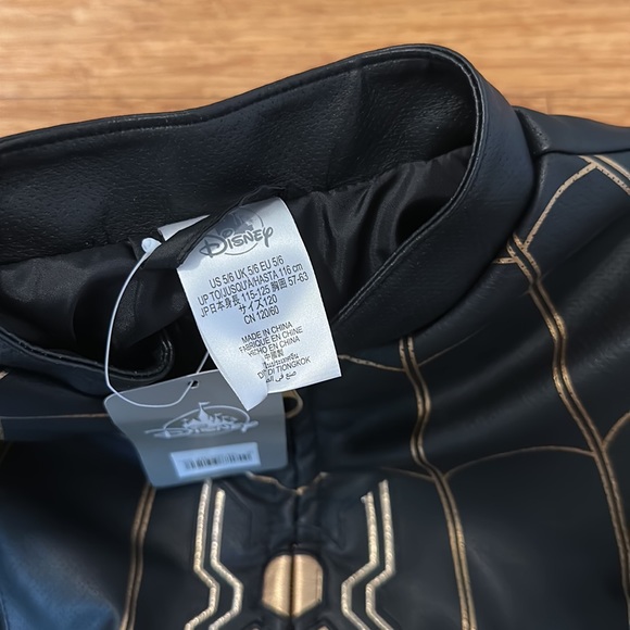 NWT Spiderman Jacket size 5/6 - Picture 2 of 5